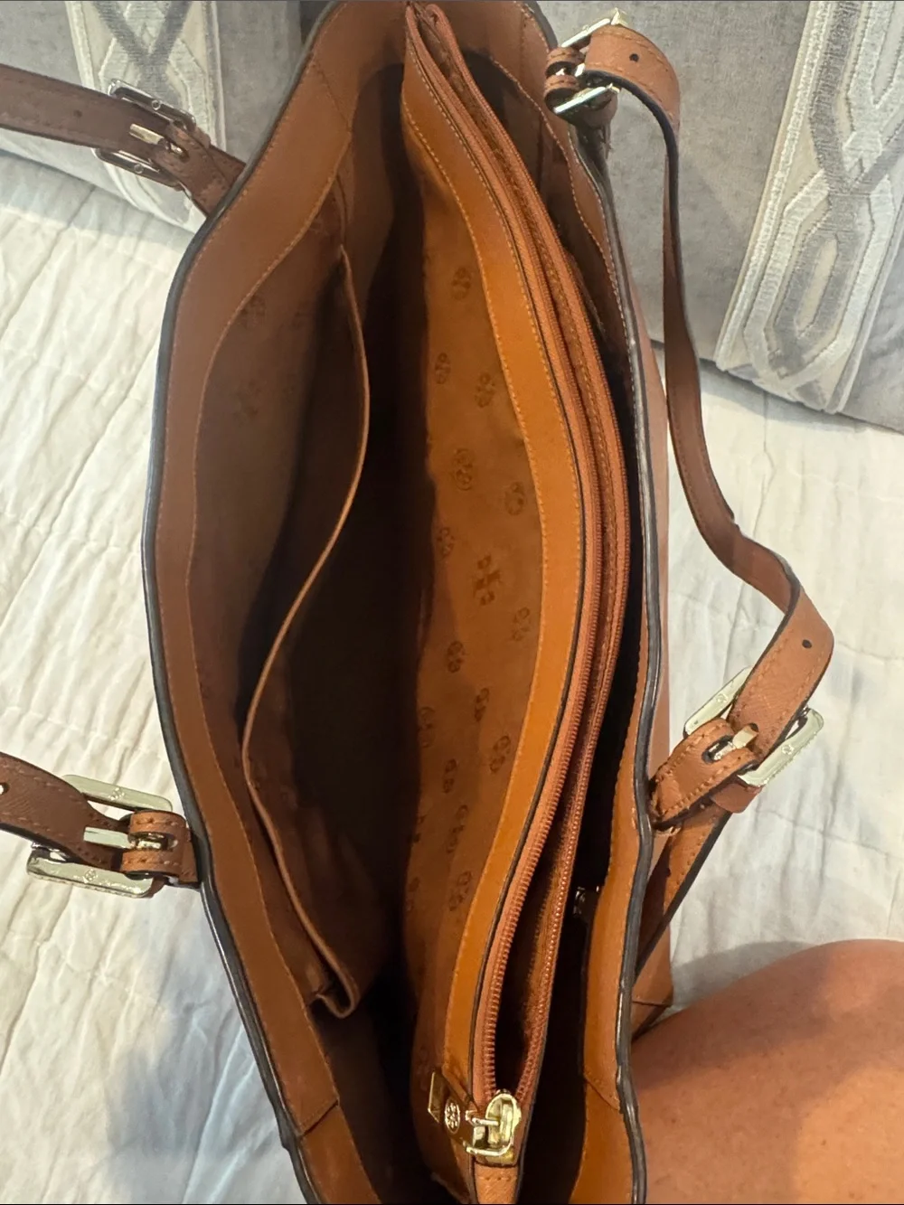 Tory Burch Large York Buckle Tote – Luggage Brown